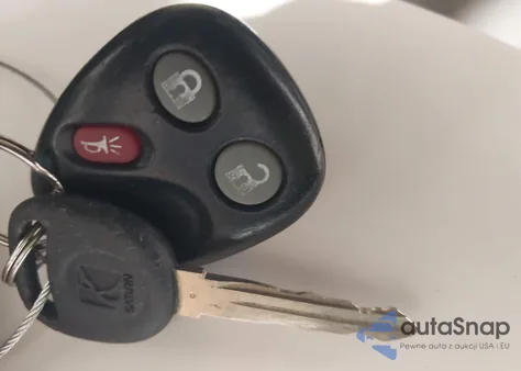 2005 Saturn Vue V6 из США, поврежденный, VIN 5GZCZ63495S837781